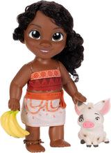 Jakks Pacific Moana 2 Little Sister Simea Doll and Pua Figure Playset 27 cm de alto, incluye 1 traje de muñeca, 1 Pua, 1 racimo de plátanos de plástico, recomendado para edades de 3 años en adelante