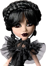 Muñeca Monster High Wednesday, figura coleccionable de Rave'N Wednesday con vestido gótico negro inspirado en la escena del baile, accesorios premium y soporte para muñecas, HXJ03