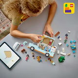 LEGO Friends Caravana, juego de construcción de rol con caravana de juguete, regalo para niñas a partir de 7 años, juego creativo con 3 minifiguras y figura del animal hurón 42663 Juegos de construcción Besuche den LEGO-Store