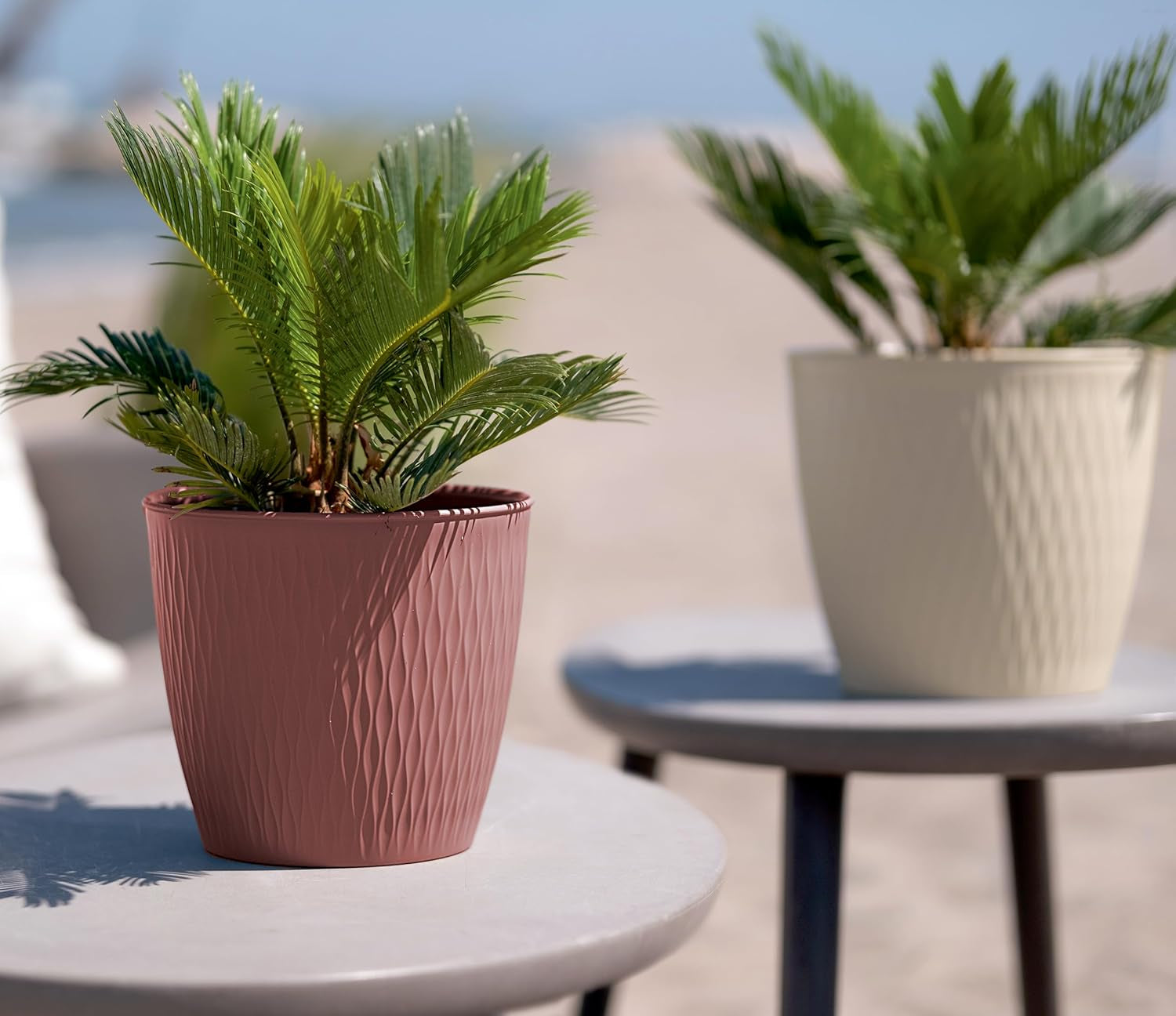 Juego de 5 macetas marrones, diámetro 16 cm - Macetas de plástico resistentes - Jardinera decorativa con opción de drenaje - Maceta elegante para interior y exterior