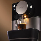 Cecotec Cafetera espresso compacta Cremmaet Cube, 1350 W, sistema de prensado 10 g, sistema de preinfusión, 19 bar, sistema thermoblock, 5 niveles de molienda, panel de control táctil