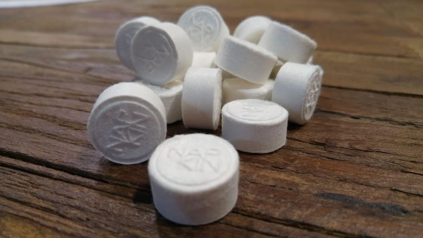 Toallitas limpiadoras comprimidas CREHO ONE 96 Toallitas Húmedas Bebé Naty Shop