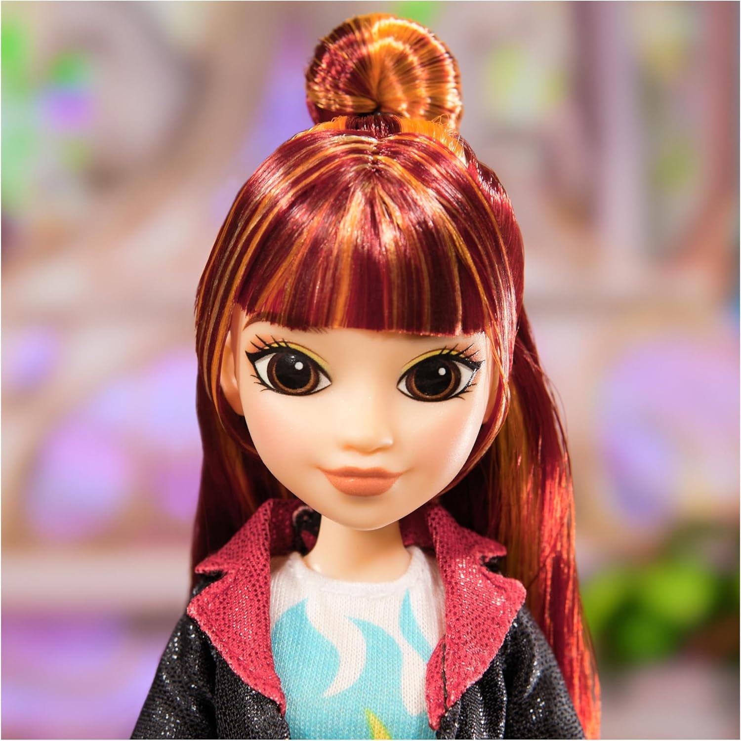 Muñeca Valentina de Unicorn Academy: la muñeca original de la popular serie de Netflix, mide 24 cm de alto y tiene 5 accesorios para juegos de rol imaginativos, para niños de 4 años en adelante