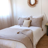 Manta Enjoy Home Beige Natural Con 4 Pompones De Yute 90 X 190 Cm 100% Algodón Certificado Oeko-Tex Colección Panamá Naty Shop Mantas y Edredones