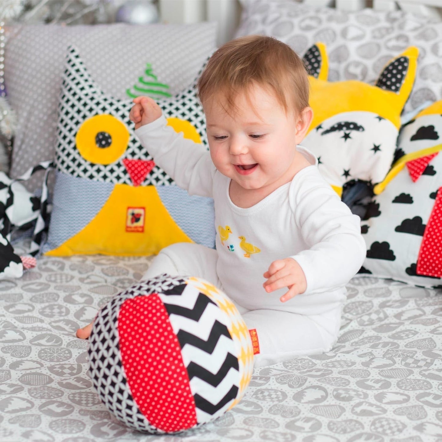 magdum 2 set juego cubo bebe + pelota de tela - juguete motricidad a partir de 1 año - juguete para niños 6 meses - juguete Montessori - juguete educativo 1 año - regalo para niños - pelota para niños - cubo para niños - regalos para niños Juguetes Bebe Naty Shop