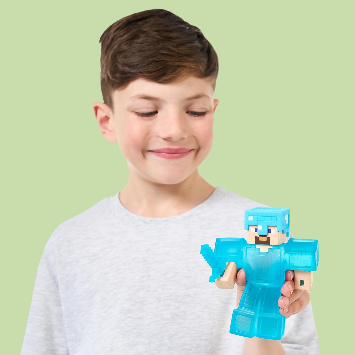 Heroes of Goo Jit Zu - Figura expandible de Minecraft - Steve con armadura y espada de diamantes, relleno pegajoso súper elástico con elemento de diamante oculto en el interior, se expande a figuras de acción de 3 tamaños Naty Shop