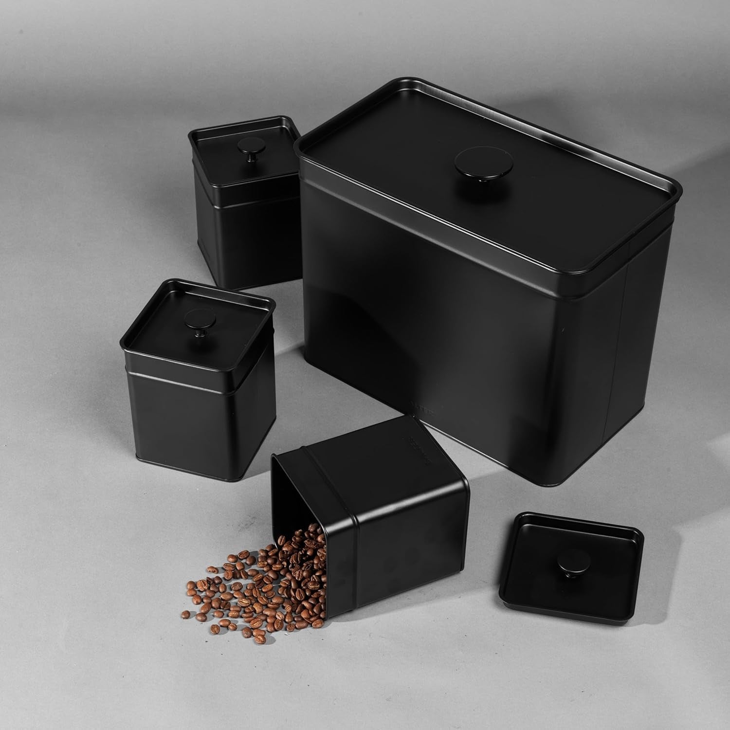Salter BW12614EU7 Kuro Cajas de Almacenamiento - 4 Recipientes de Cocina Cajas Organizadoras Cuadradas para Pan/Té/Café/Azúcar Fácil de Limpiar Mantiene los Alimentos Frescos Negro Cajas de Almacenamiento de Alimentos Naty Shop