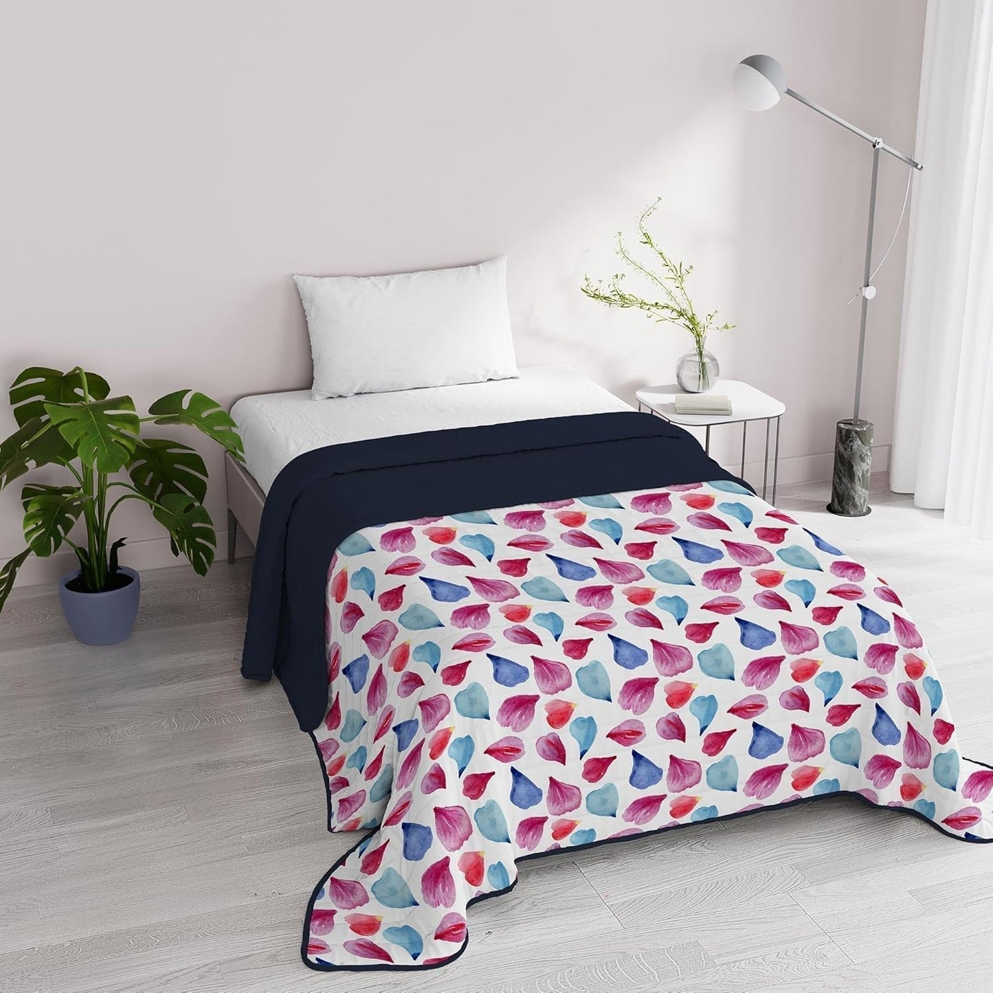 Fantasy Ropa de cama italiana Microfibra Verano 1,5 Camas Murrine Edredones y edredones Naty Shop Pétalos de flores 1 Posto E Mezzo