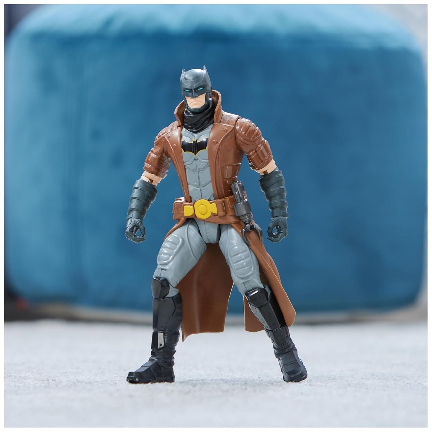 Figura de acción de Batman de DC Comics 30 cm de alto Totalmente móvil para aventuras emocionantes y acrobacias llenas de acción Juguete para niños de 3 años en adelante Figuras de acción Naty Shop