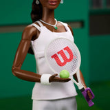 Muñeca de moda Barbie Inspiring Women Series Venus Williams con uniforme firmado y raqueta de tenis, incluida caja de presentación HRM49