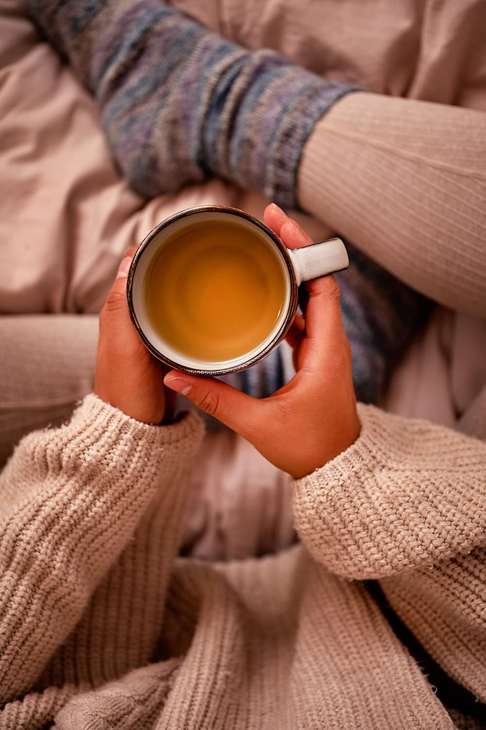 Yogi Tea - Kurkuma Chai Té ayurvédico especiado orgánico Sin cafeína Mezcla de cúrcuma, canela y jengibre Yogi Tea suelto, paquete de 8 x 90 g (720 g), regalo ideal