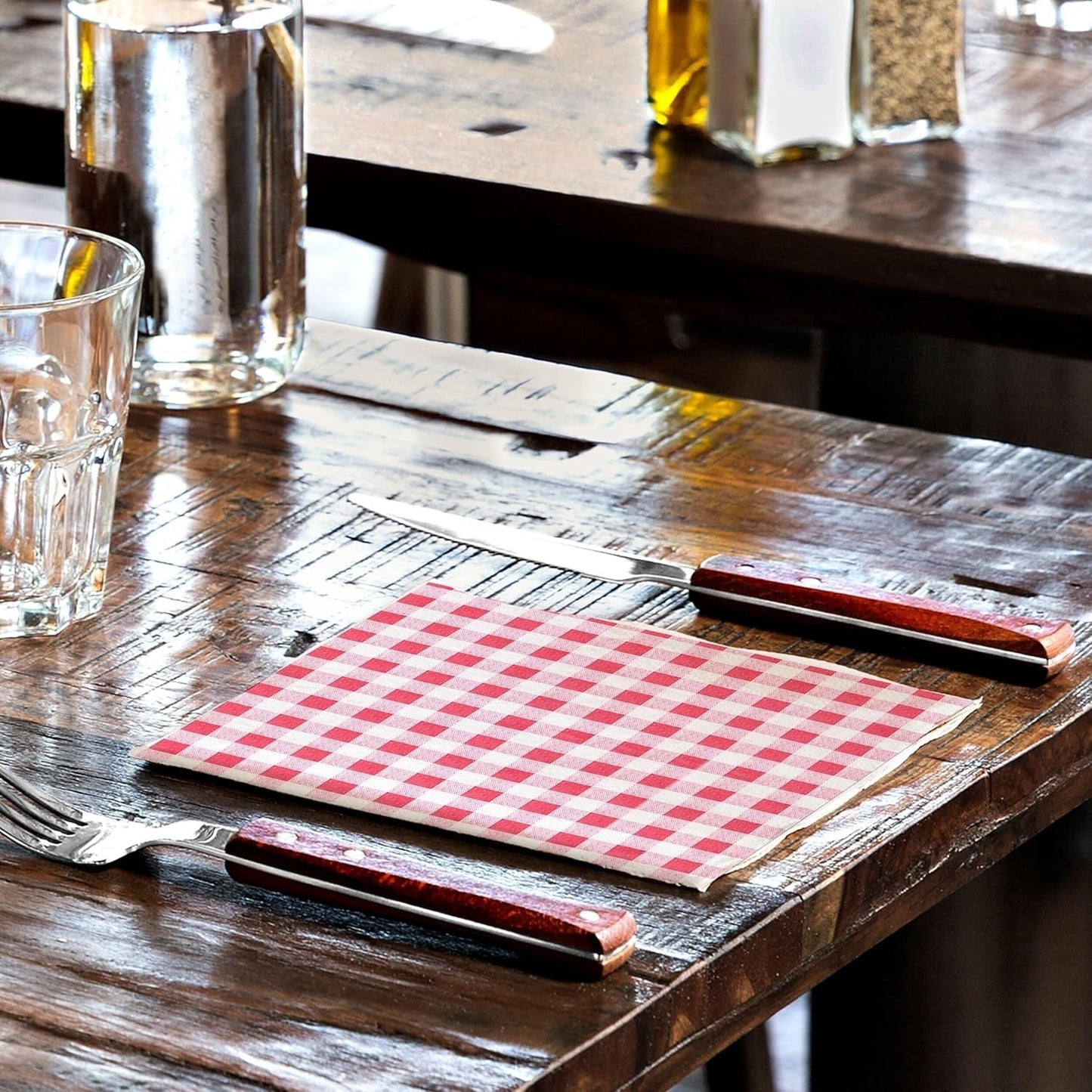 Servilleta de almuerzo Tork Bistrored, pliegue 1/4, 1 capa, 33 cm × 33 cm, 8 × 400 servilletas, 509359