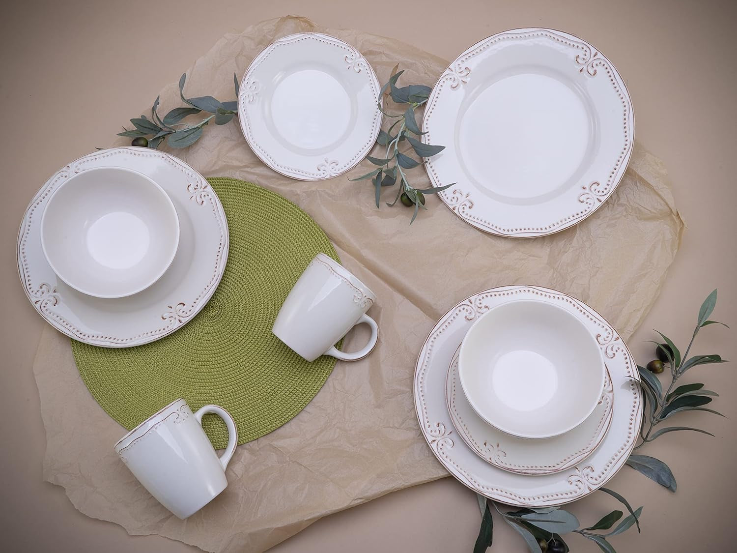 CreaTable, 23601, Serie Romantic Vintage, Vajilla de 16 piezas para 4, Servicio combinado de porcelana, Apto para lavavajillas y microondas, Fabricación de calidad