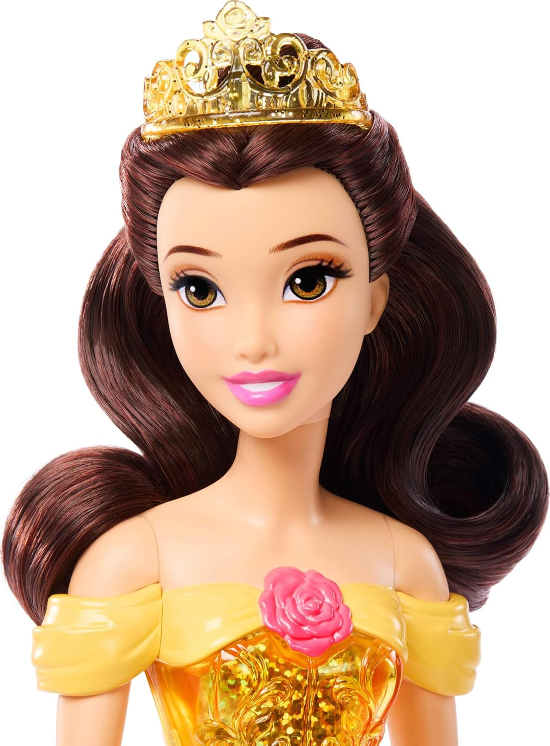 Mattel Disney Princess Toy Muñeca articulada Belle Fashion con ropa y accesorios brillantes Regalo inspirado en la película de Disney para niños HLW11