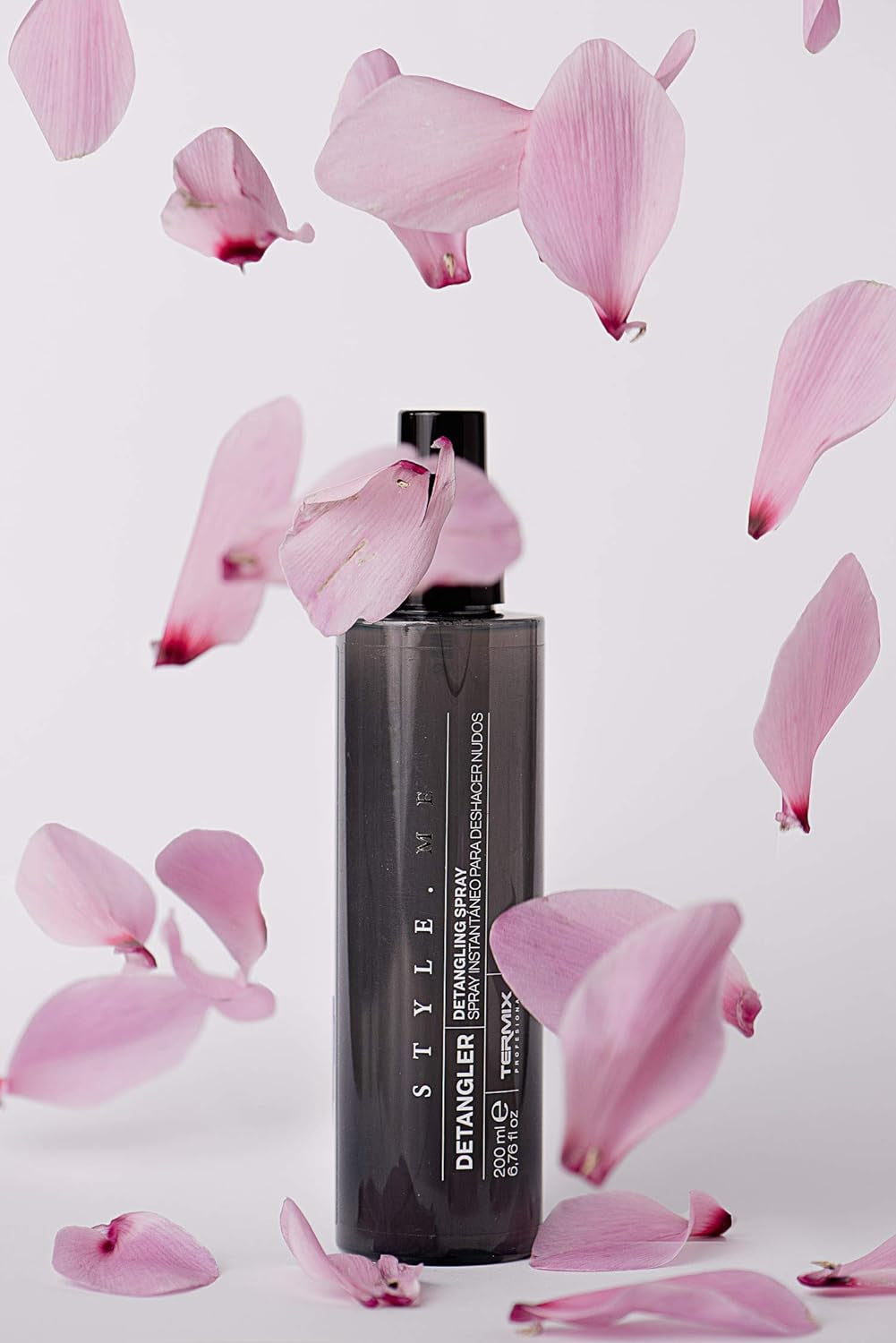 Style.Me spray desenredante Producto para desenredar el cabello. Producto desenredante instantáneo de Termix. Fórmula enriquecida con aceite de ricino. Tamaño: 200 ml. Naty Shop productos para desenredar el cabello