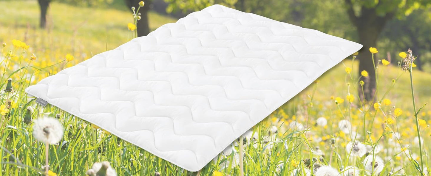 Colcha de verano ligera Traumnacht 155X220 Cm, colcha antialérgica, especial para el verano, con cómoda funda de microfibra suave, certificado Oeko Tex, producida según el estándar de calidad alemán Edredones y edredones Naty Shop Manta de verano 155 X 220