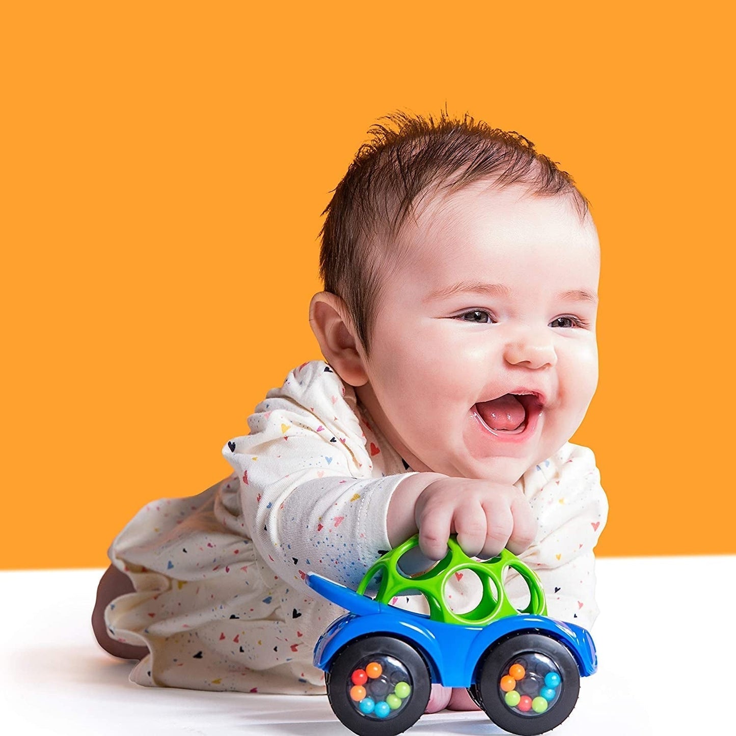 Bright Starts Sonajero Oball Coche Juguete de Actividad Motorizada para Bebés y Niños Pequeños a Partir de 3 Meses 1 Pieza Color Aleatorio Azul o Rojo Juguetes para bebés Naty Shop