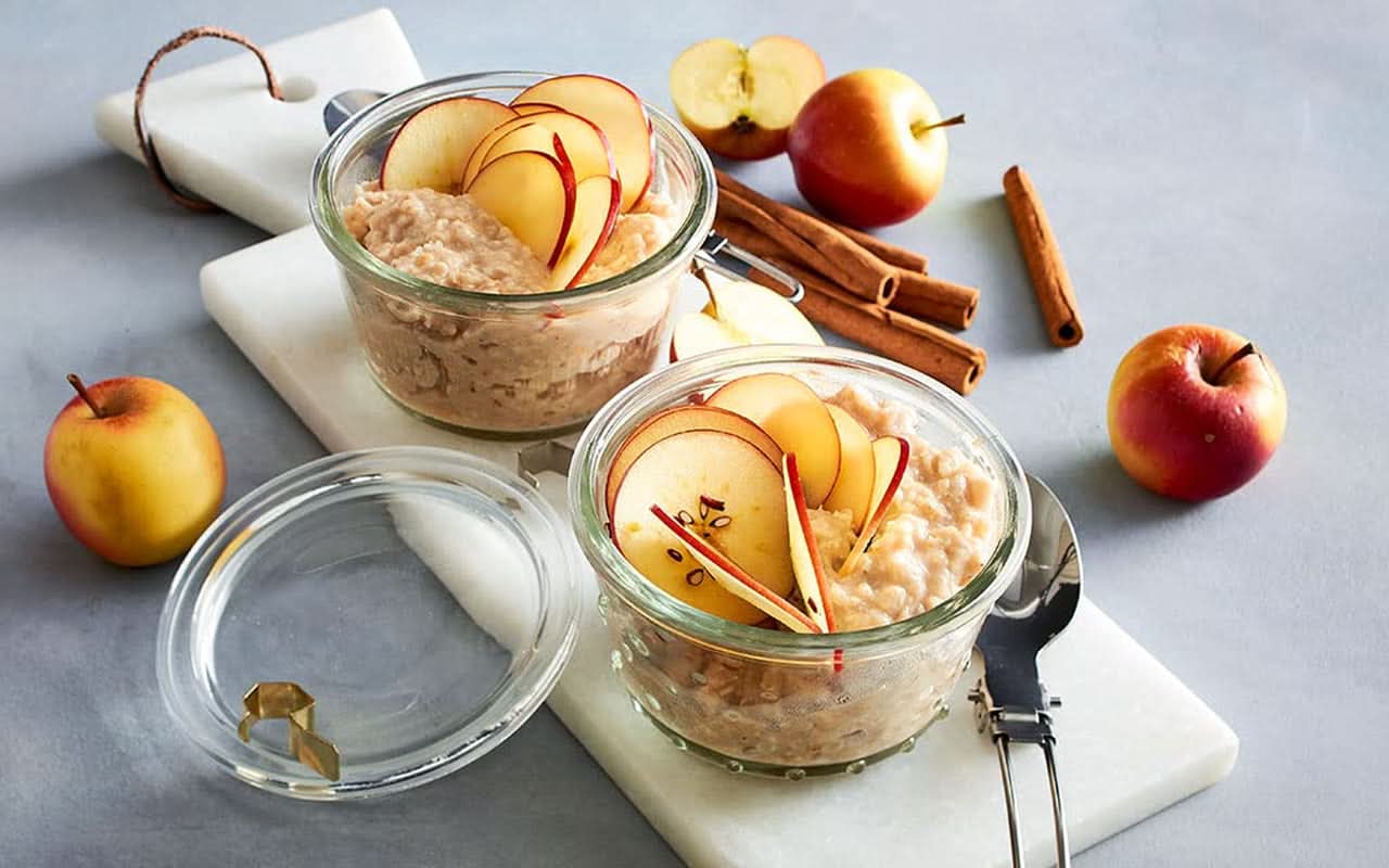 RUF Gachas de Manzana y Canela, con copos de avena integral, fino sabor a canela y trozos de manzanas secas, 400 gramos Cereale Naty Shop