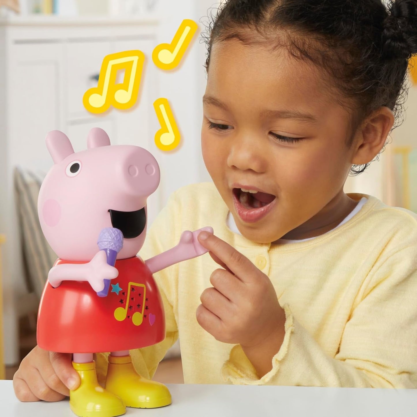 Muñeca Peppa Pig, hablando y cantando, rosa, 20 cm