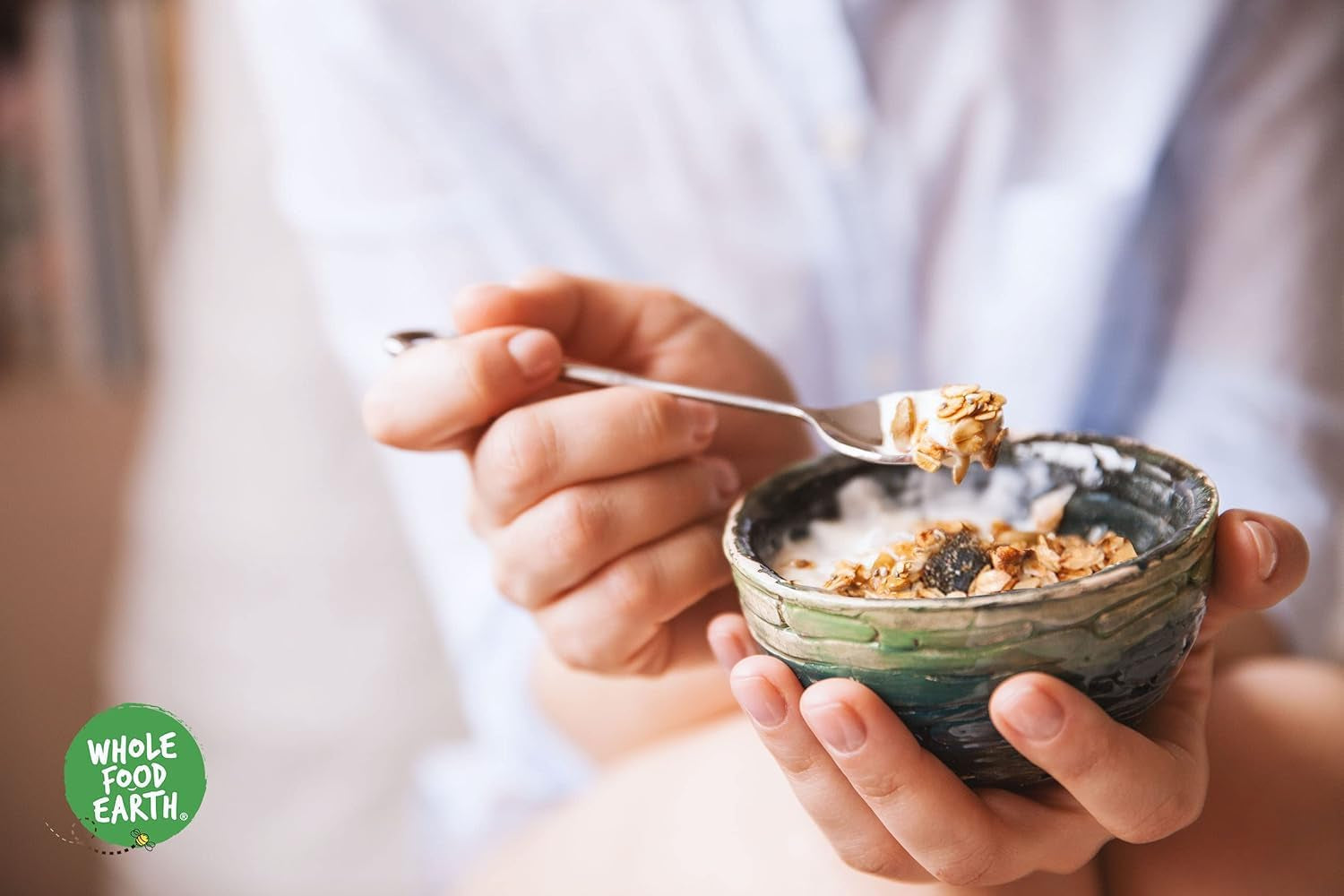 Muesli Deluxe Wholefood Earth - Mezcla de copos con frutos secos, nueces y semillas 1 kg | Sin OGM | Rico en fibra