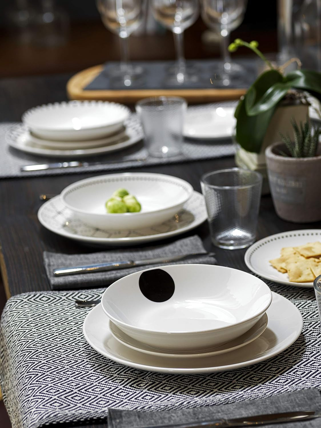 Servicio de mesa gráfica, 18 piezas para 6 personas, porcelana, blanco