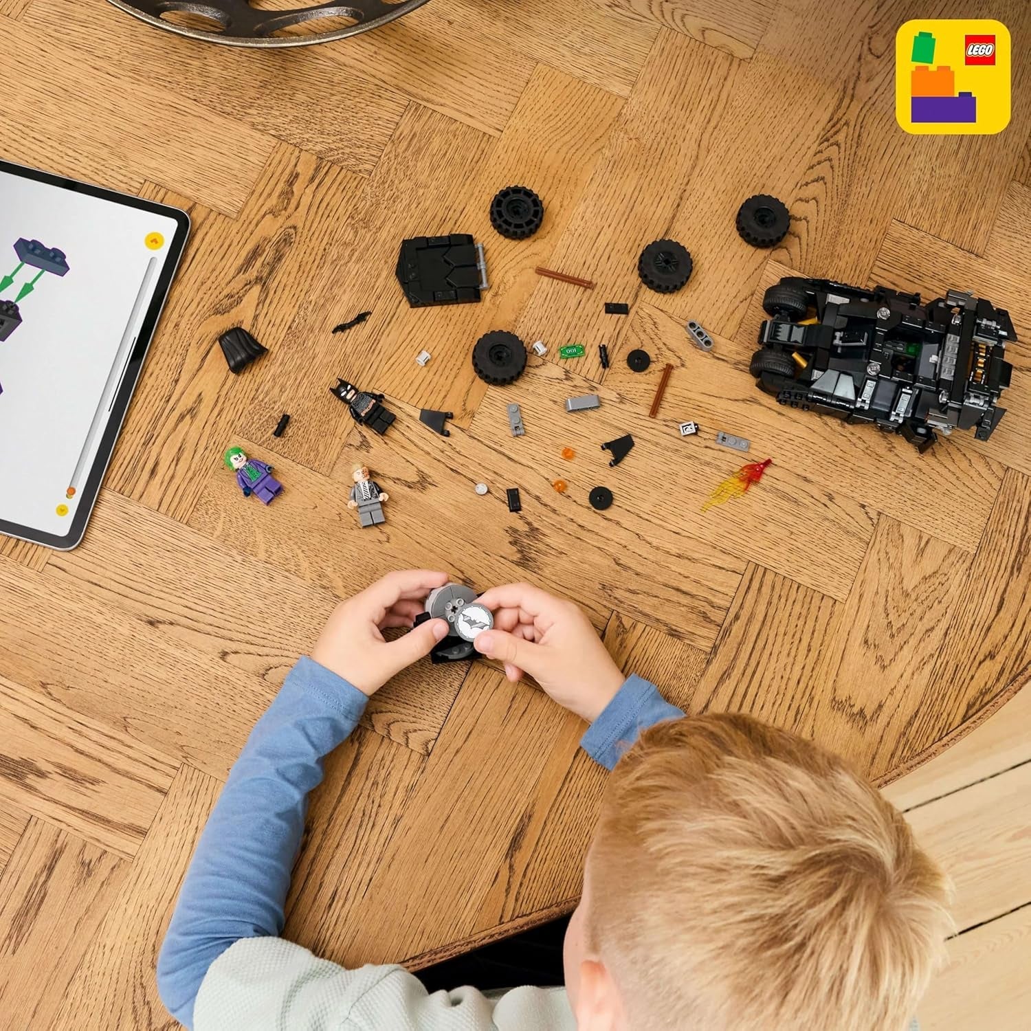 LEGO DC Batman: Batman Vaso Vs. Dos Caras y Joker - Juguete de superhéroe con coche Batimóvil - Set de juego con minifiguras - Regalo para niños y niñas a partir de 8 años 76303 Juegos de construcción Besuche den LEGO-Store