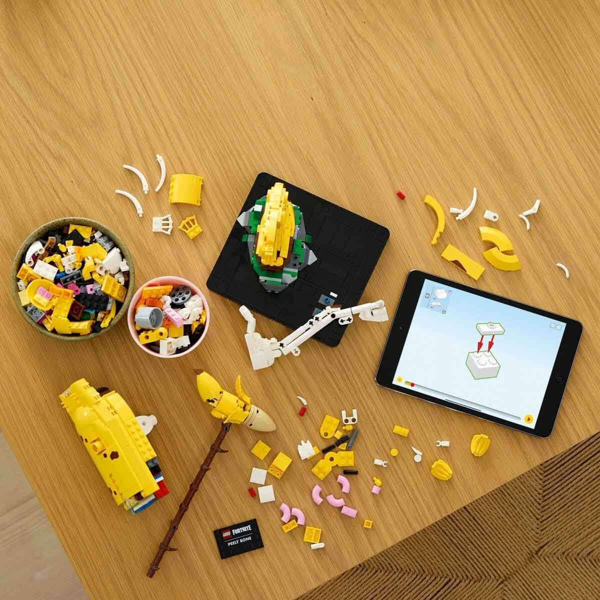 LEGO Fortnite shali de hueso - Incluye lanzador de pintura y recogedor de cuencos - Artículo de colección para fanáticos de los videojuegos - Set de construcción para adultos como decoración del hogar o la oficina - 77072 Juegos de construcción Besuche den LEGO-Store