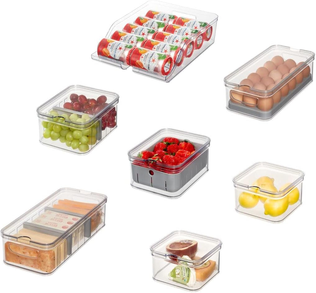 InterDesign Cajas de almacenamiento, organizador para frigorífico con tapa en juego de 5, cajas de plástico reciclado para organizar consumibles, transparente y blanco Naty Shop Cajas de almacenamiento de alimentos transparentes, gris, juego de 7