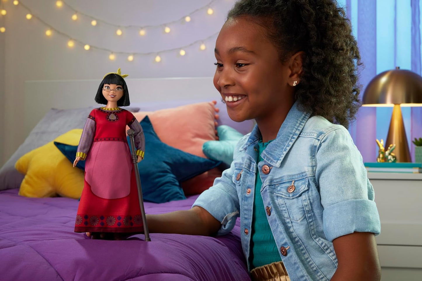 Mattel Disney Wish Dahlia of Rosas Muñeca y accesorios, muñeca de moda articulada, HPX24