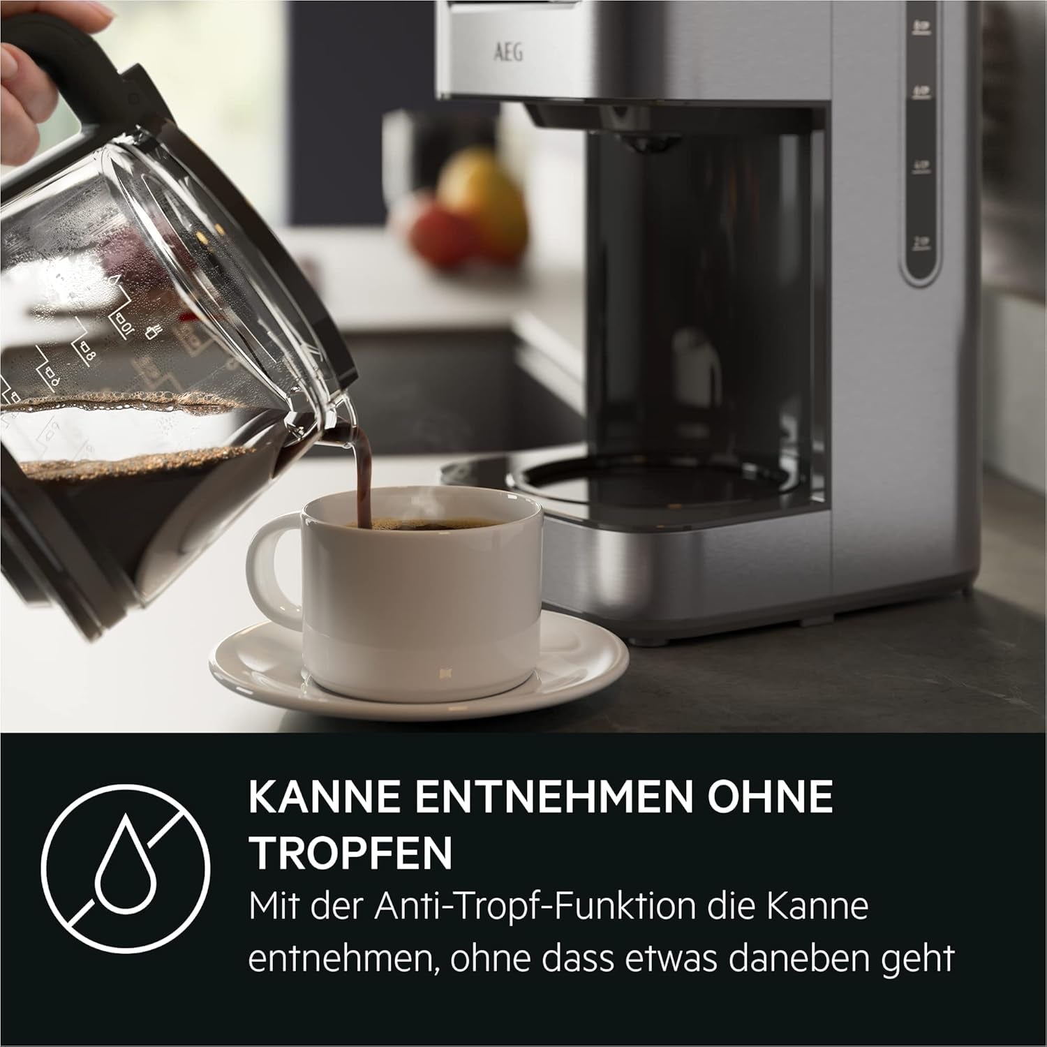 Cafetera espresso AEG Deli 5, 1,5 l, temporizador programable, función mantener caliente, parada de seguridad, indicador de nivel de agua, dosificación óptima, función antigoteo, acero inoxidable, CM5-1-6ST