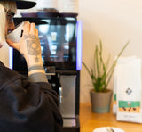 Italo Disco Espresso | 250 g de ganso bohne | justo y sostenible | frisch geröstet | Café 100% Arábica | café de especialidad | 19 gramos de café