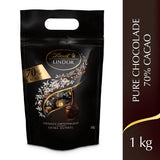 Bolas de chocolate extra oscuro Lindt LINDOR y bolas de chocolate con crema de fresa LINDOR | Bolsa resellable de 1 kg | aprox. 80 bolitas de chocolate blanco con crema de fresa