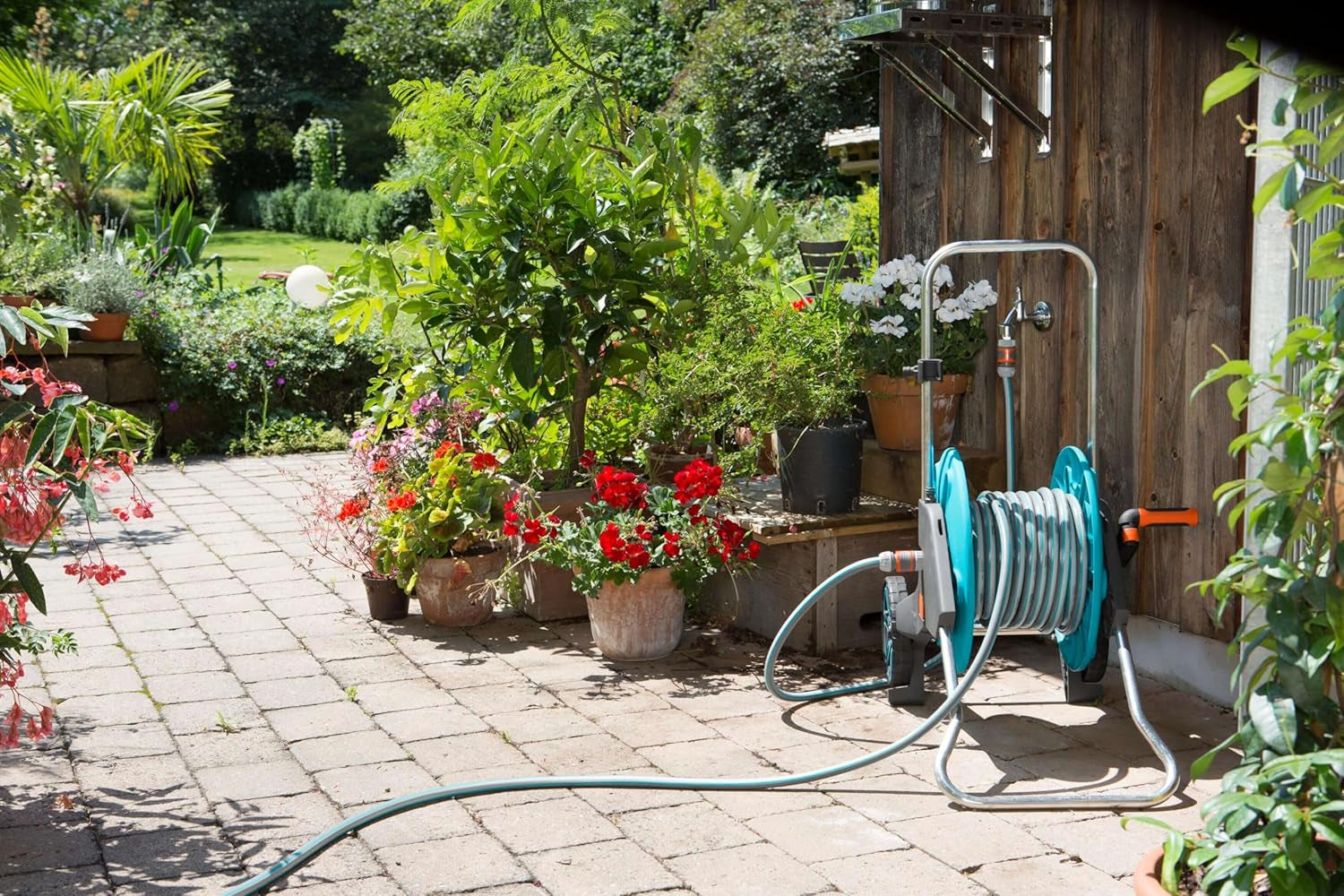 Manguera Gardena Classic 19 mm (3/4"), 20 m: Manguera de jardín universal de tejido resistente, tejido cruzado, presión de estallido de 22 bar, resistente a los rayos UV, sin componentes del sistema, 12 años de garantía (18022-20)