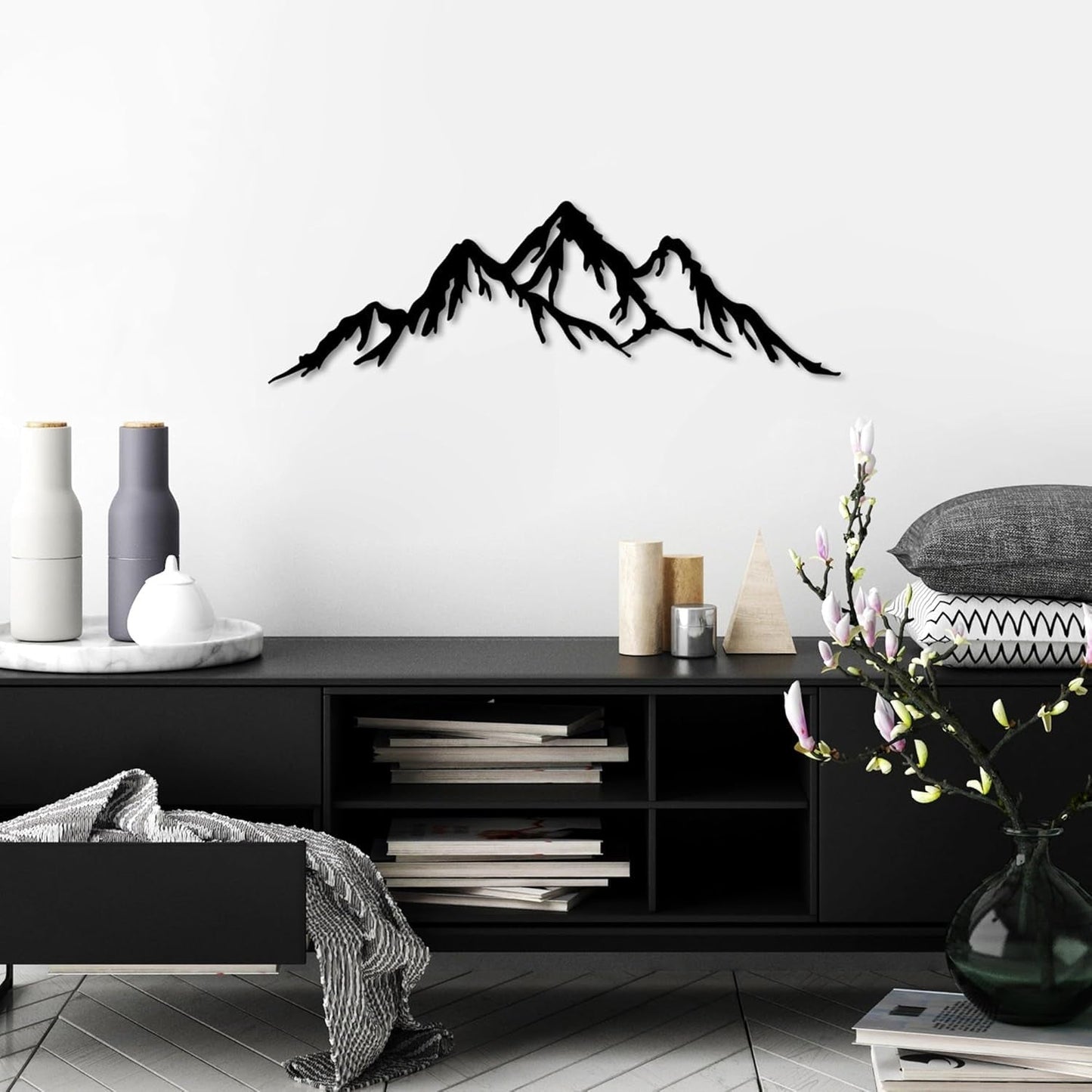 Elegante accesorio decorativo de pared de metal negro, 70 x 22 cm | 100% metal (espesor 1,5 mm) | Fácil montaje en pared | Perfecto para una decoración moderna Estatuillas y esculturas Naty Shop Título predeterminado