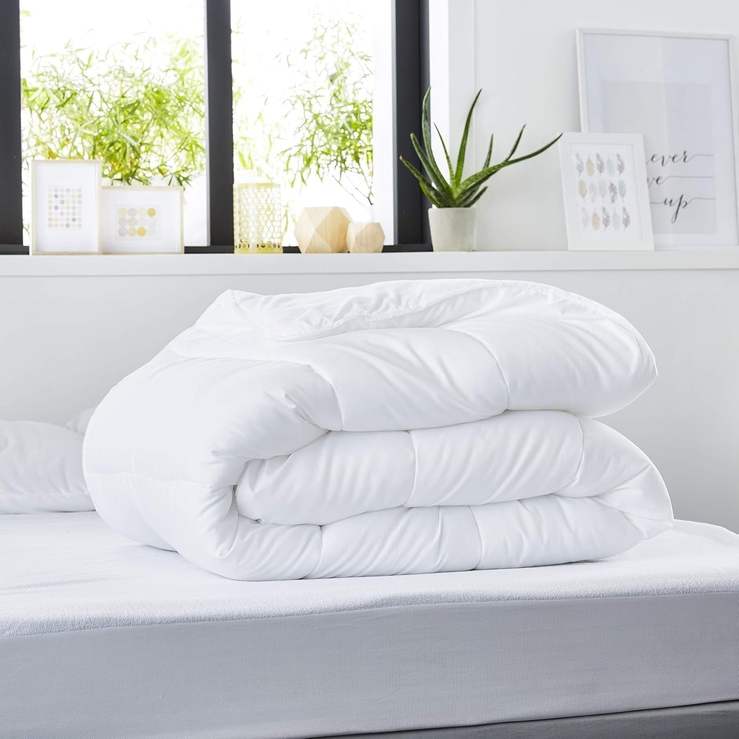 DULCE NOCHE - Colcha de verano 220G/M² | 140X200Cm | Delgado y ligero | Suave y confortable | Lavable | Edredón 100% microfibra Edredones y edredones Naty Shop