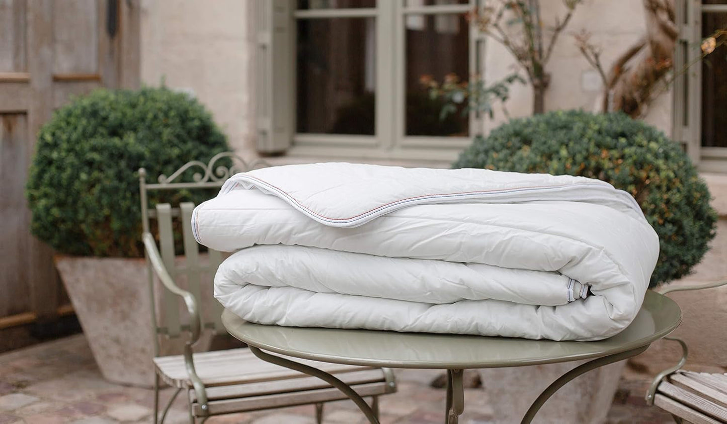 COLAS NORMAND Edredón cálido, lavable a 95°C, 240 X 220 Cm, duradero, microfibra, suave, sedoso y confortable, hecho en Francia, blanco Edredones y edredones Naty Shop