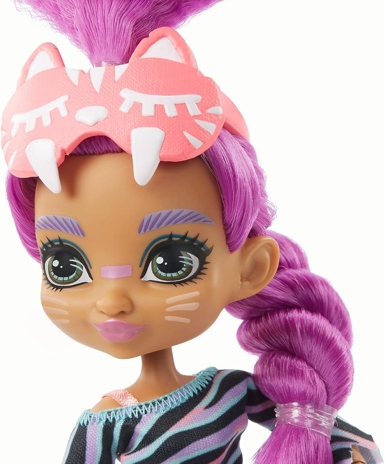 Cave Club GTH02 - Muñeca divertida Roaralai Pyjama Party, muñeca articulada con pelo morado y accesorios, regalo para niños de 4 años en adelante, multicolor