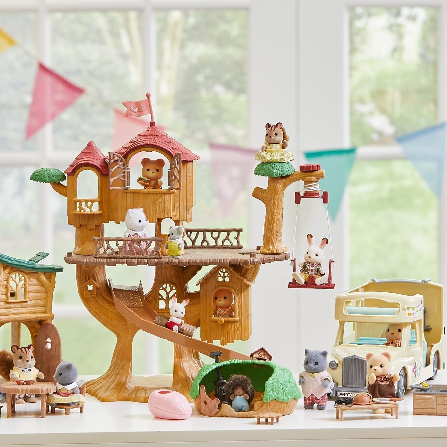 Sylvanian Families 5494 Casa del Árbol de Aventuras - Juego de Casa de Muñecas Casas de Muñecas Naty Shop