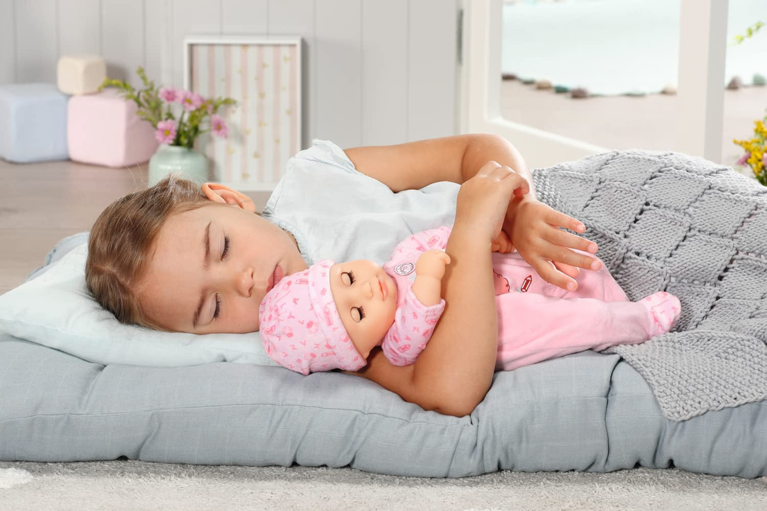 Annabell Muñeca blanda Little Annabell de 36cm, con cuerpo de tela y ojos somnolientos, 36cm, 709870 Zapf Creation