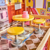 KidKraft Casa de muñecas de madera Kayla con muebles y accesorios, juego de 3 niveles para muñeca de 30 cm, juguete para edades de 3 años en adelante, 65092 - Exclusivamente en Amazon