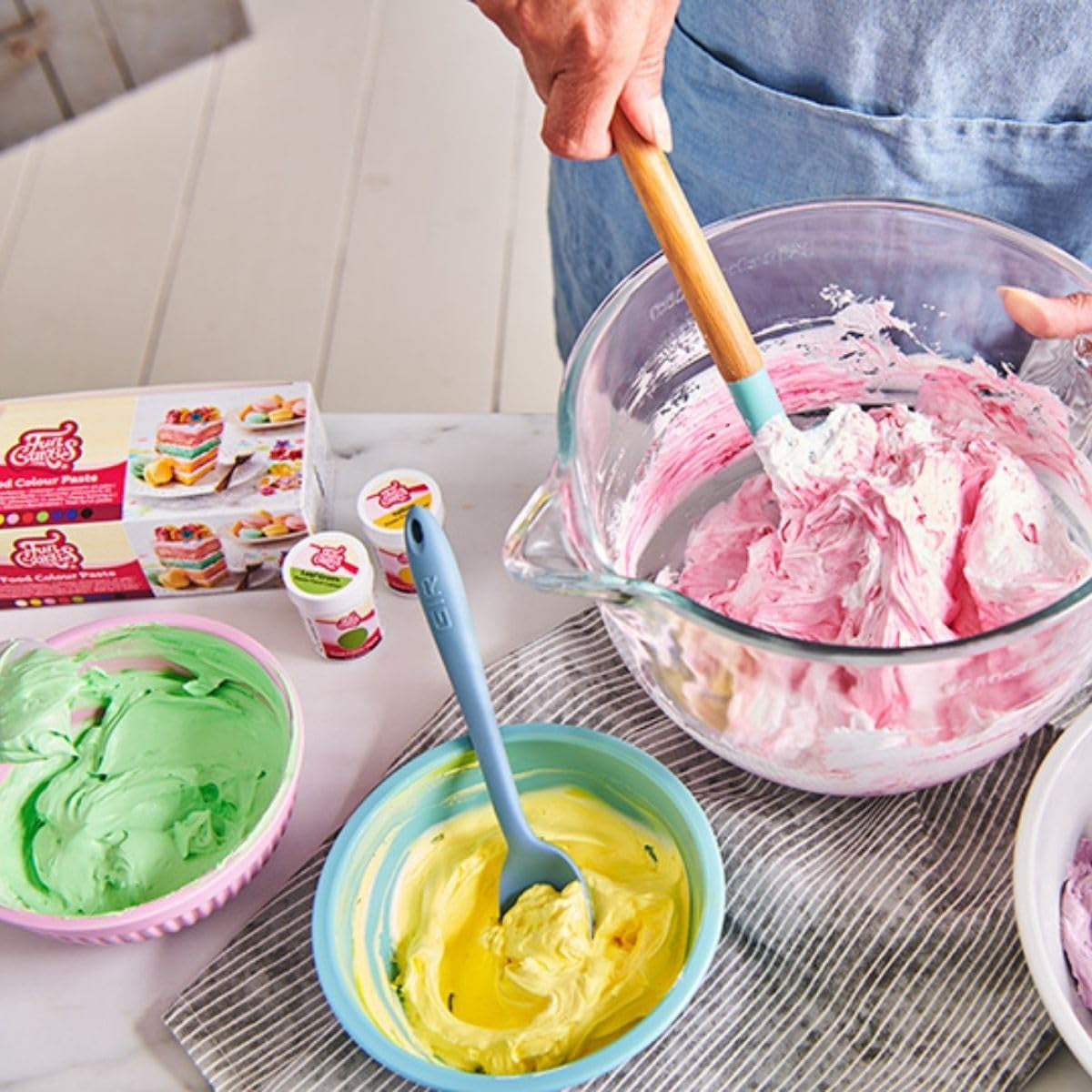 Funcakes Paste Colorants Set de colorantes alimentarios, 8 piezas: Colorante alimentario concentrado para masa, crema, fondant, mazapán, masa, pasta de modelar y pasta de flores. Halal.