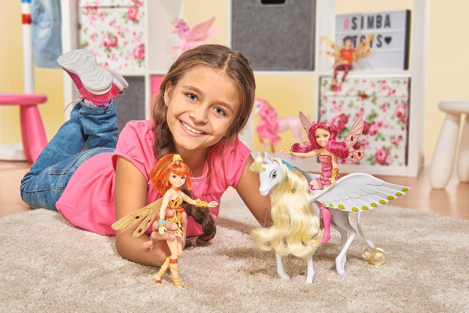 Simba 109480093 - Mia and Me Unicorn Onchao, con alas móviles, pinzas para el cabello, cepillo para peinar, caballo de juguete, poni, centopia, a partir de 3 años, rosa