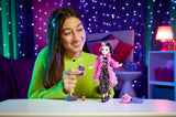 Muñeca MONSTER HIGH y Pijama Accesorios Fiesta Draculaura Conde Murciélagos Muñeco Fabuloso Mascota Creepover Fiesta HPY66 Naty Shop Muñecas