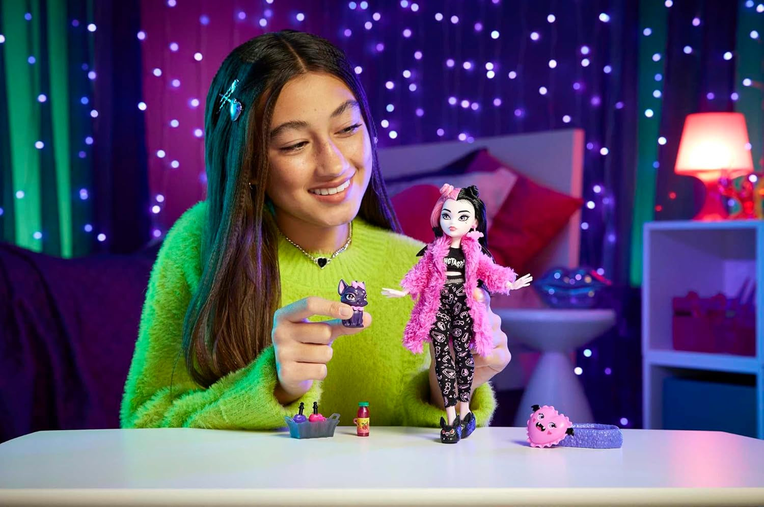 Muñeca MONSTER HIGH y Pijama Accesorios Fiesta Draculaura Conde Murciélagos Muñeco Fabuloso Mascota Creepover Fiesta HPY66 Naty Shop Muñecas
