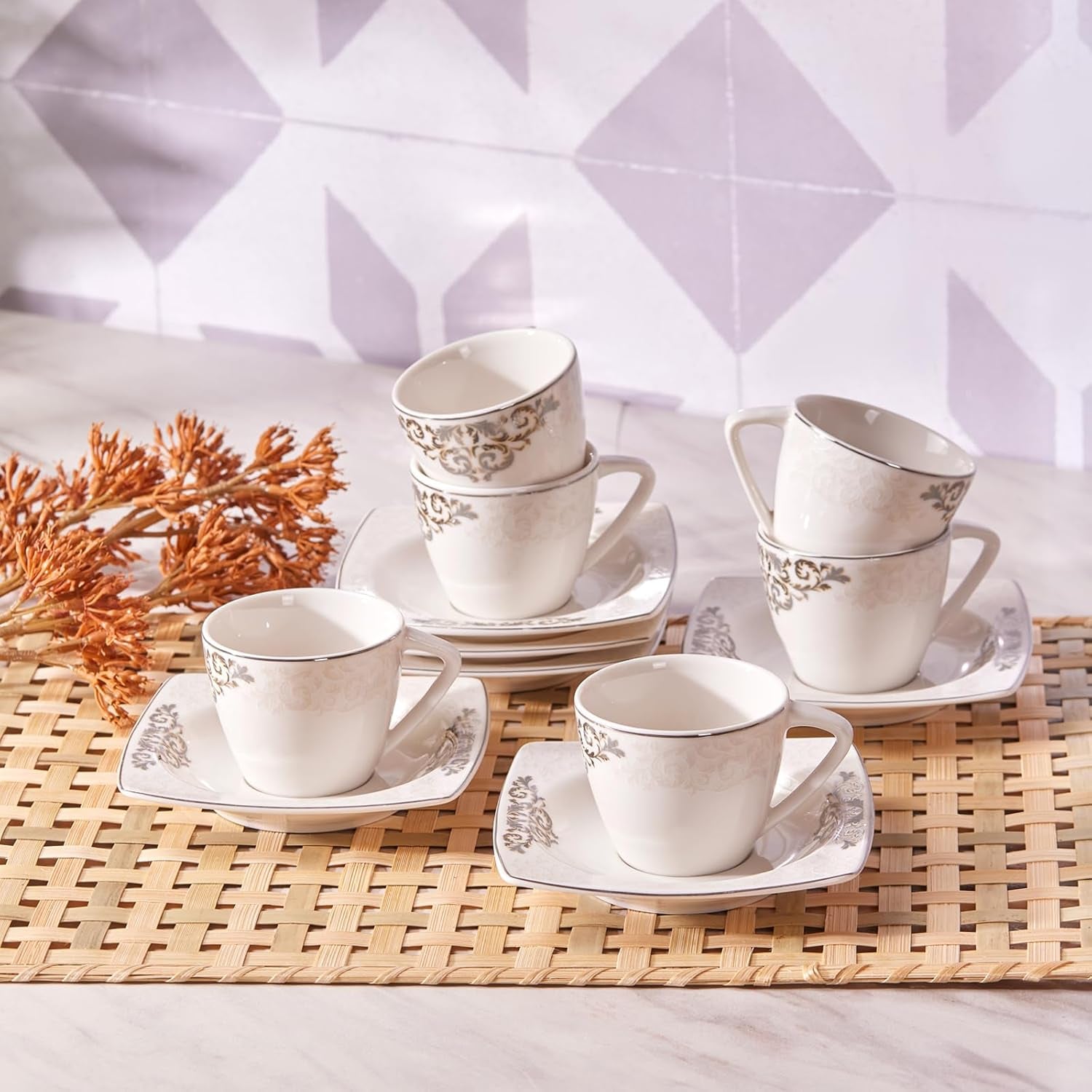 KARACA Nazende Juego de tazas de café expreso de porcelana - Tazas de café turco con platillos de 80 ml, servicio de café moderno de 12 piezas con 6 tazas de café y 6 platillos, tazas de moca - Blanco