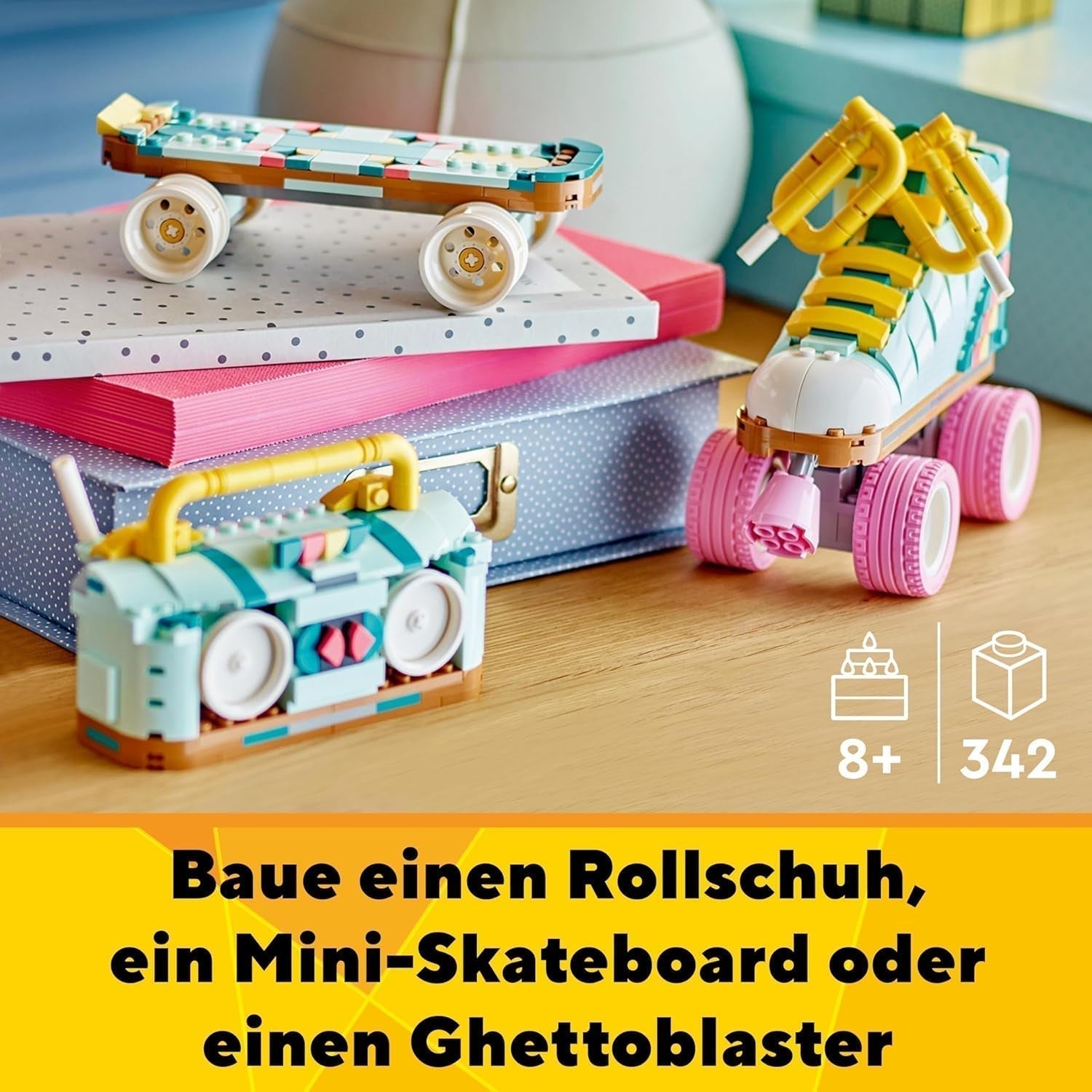 LEGO Creator Patín de Ruedas 3 en 1 para Niñas y Niños con Mini Patineta y Boombox, Decoración Retro para Dormitorio, Regalo de Cumpleaños para Niños de 8 Años 31148 Juegos de Construcción Besuche den LEGO-Store