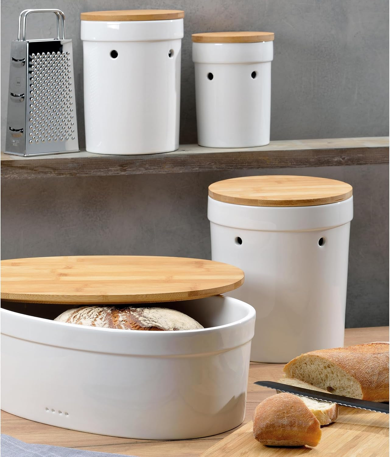 Kela panera con orificios de ventilación, panera de cerámica, SALENA, panera, blanco, 36,5 x 23,5 x 14 cm Cajas de almacenamiento de alimentos Naty Shop