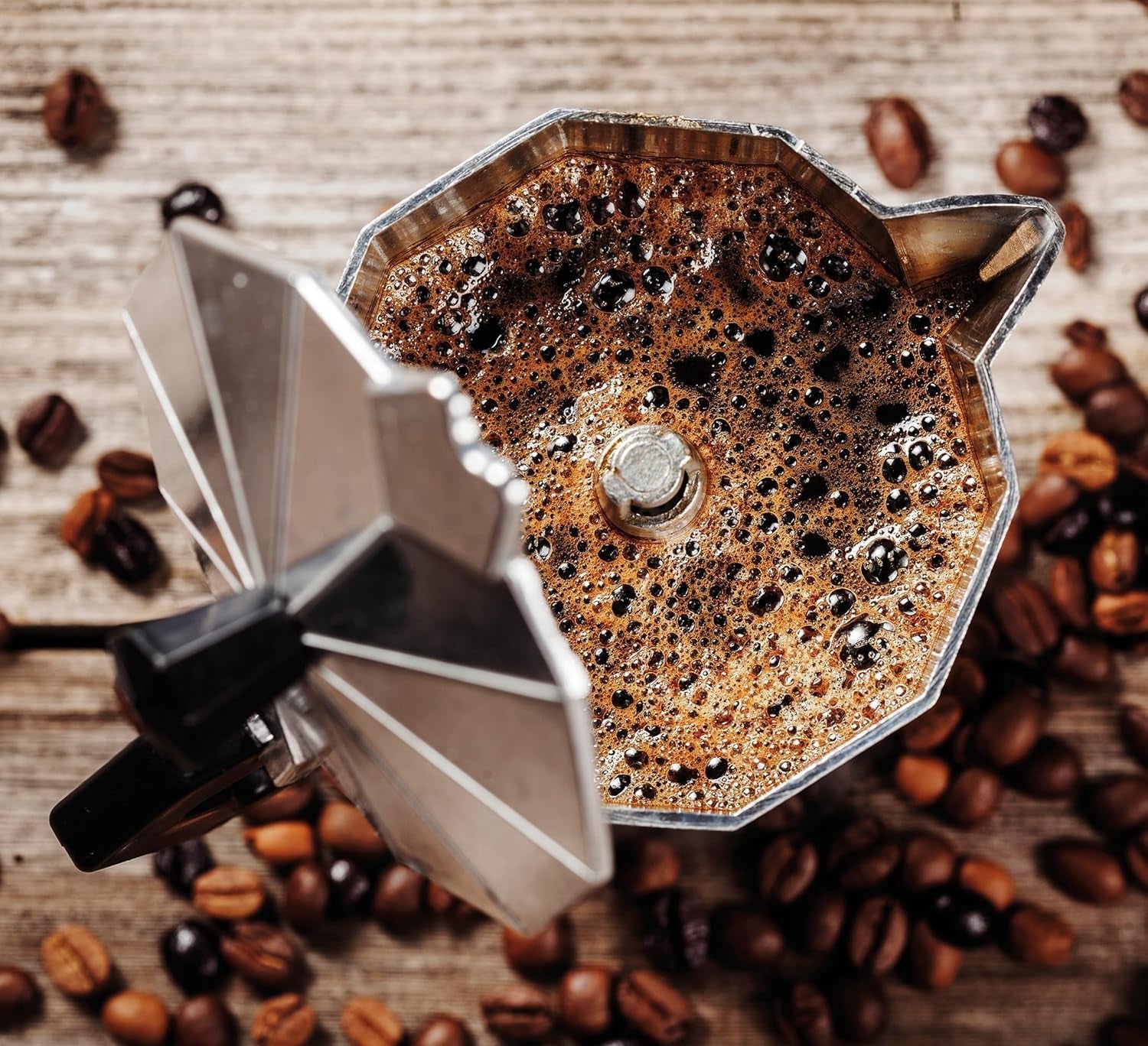 Cafetera espresso Cilio Classico para 6 tazas | eléctrico 480W | Ø 11,5 cm Alto: 25 cm | aluminio | rojo | placa integrada | con función de retención de calor y filtro reductor | para viajar o acampar