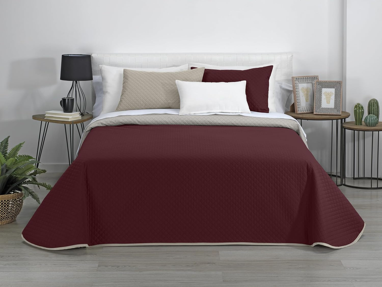 AVA | Edredón reversible boutique | Para todas las estaciones | Color - Gris/Rojo | Para cama de 120/135 cm. cama. (230 X 270 Cm. Ancho X Alto) | Edredón acolchado Edredones y colchas Naty Tienda Título predeterminado