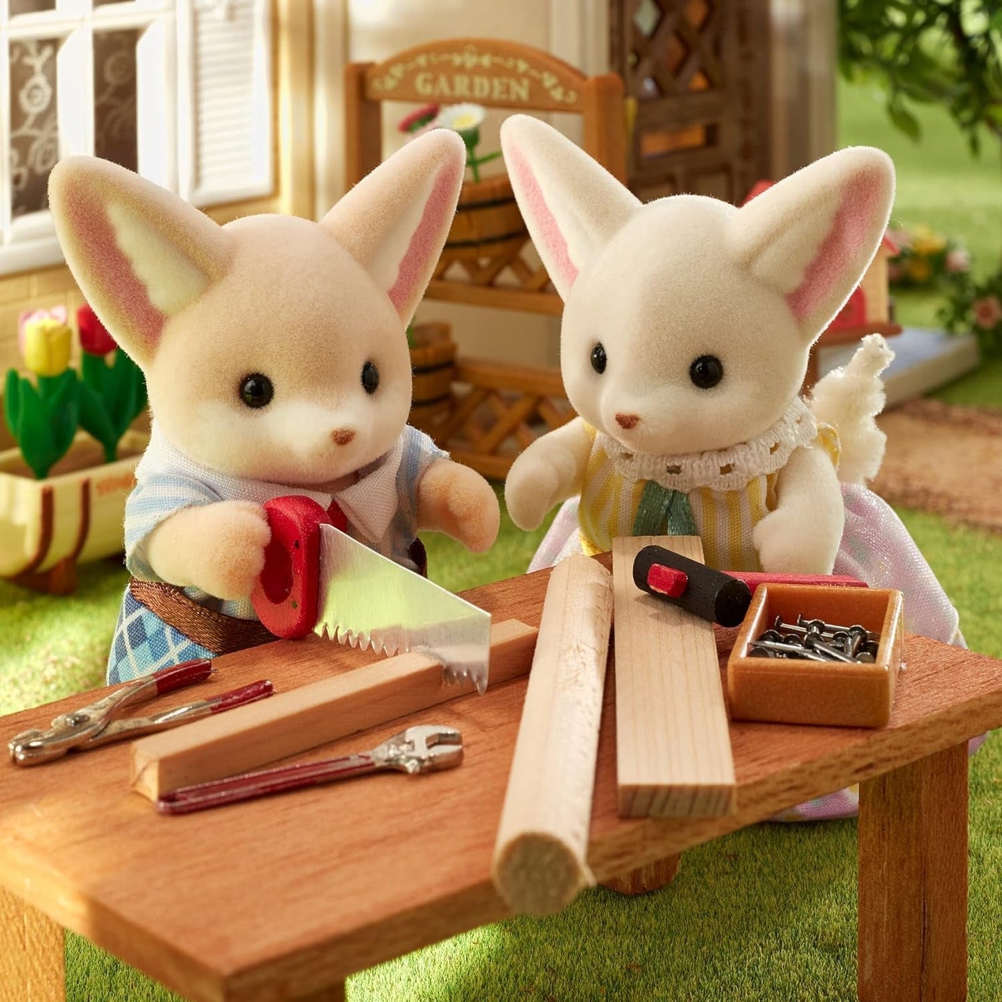 Sylvanian Families L5696 Familia Zorro del Desierto Muñecas Naty Shop